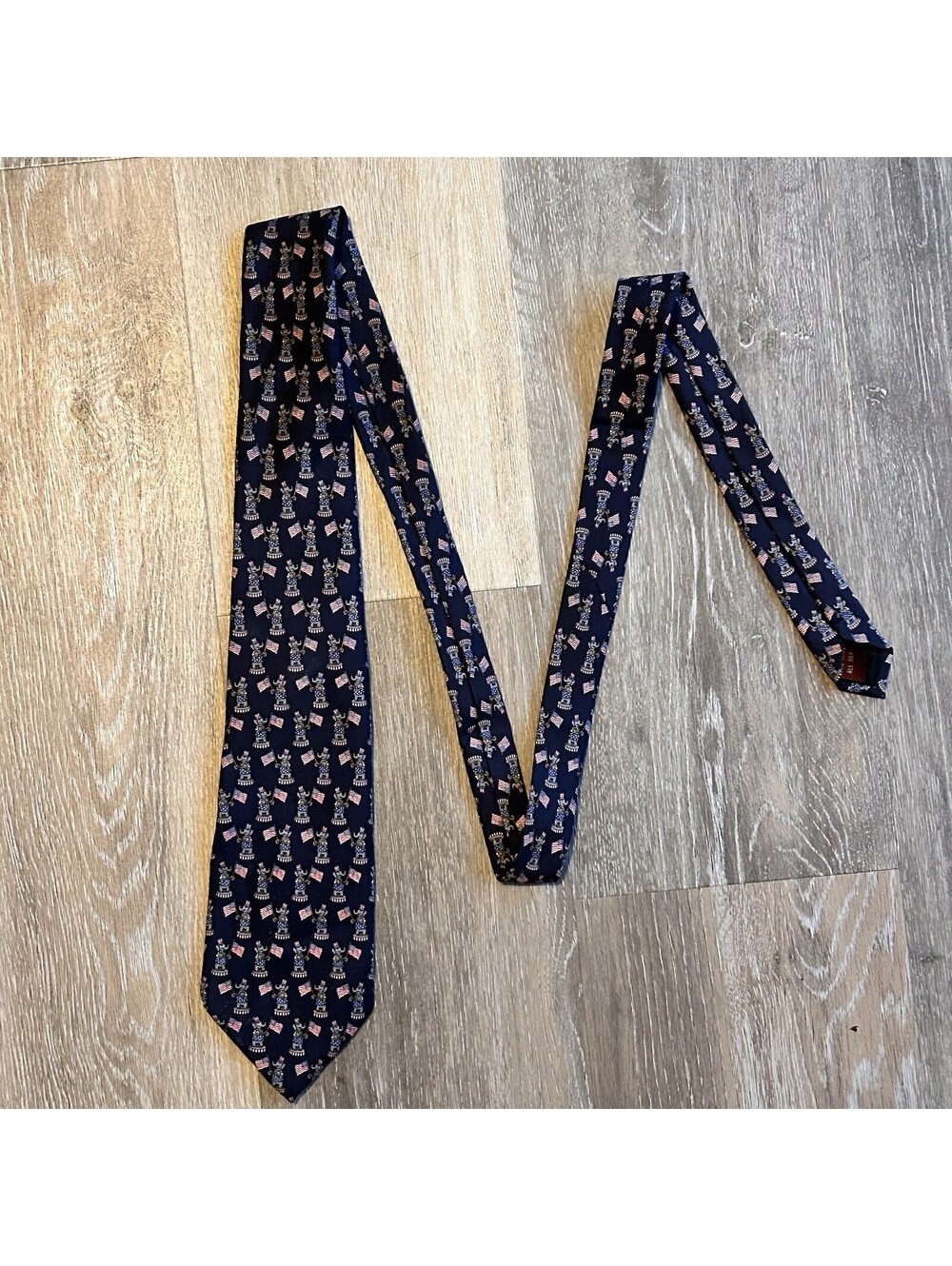 Museum Artifacts USA Elephant American Flag Silk Neck Tie Patriotic Navy Blue